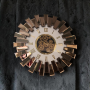 PAK-101 PİYANO SAAT BRONZ RENGİ ROMA RAKAMLI BEYAZ ZEMİN 80 CM ÇAPLI ÇARKLI
